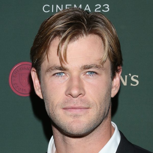 Chris Hemsworth Hair: Textured Medium-Length Hairstyle